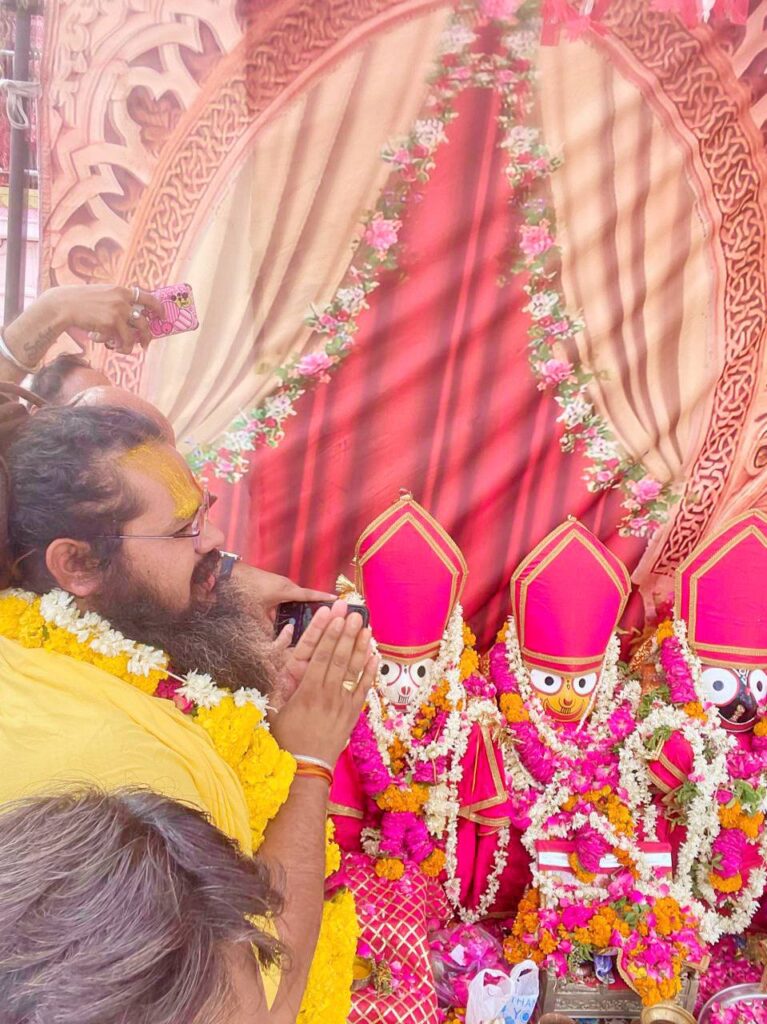 512662520_2067049760453950_2825224410635419209_n