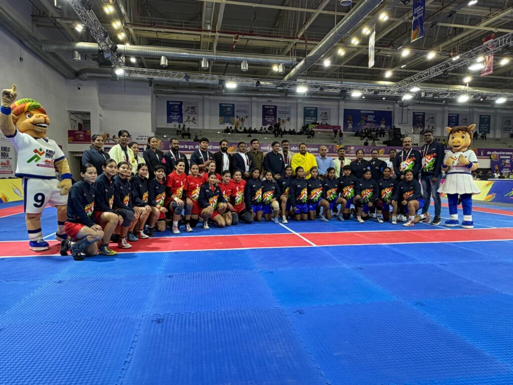 595717086_2202856950206563_9165179531186112038_n