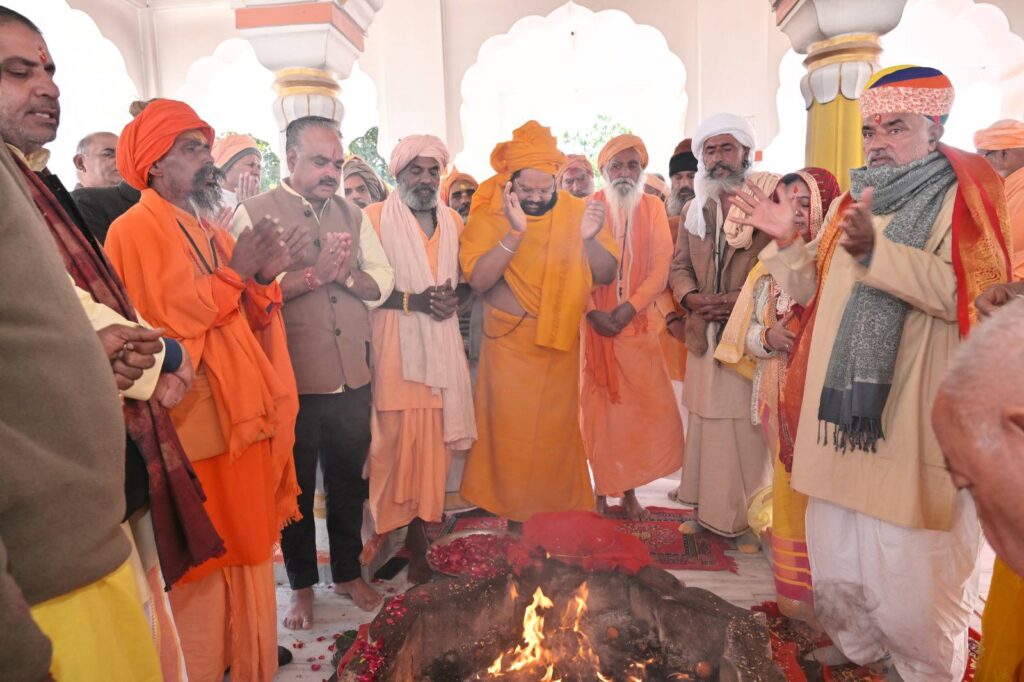 619175058_2241330229692568_1722111735819371858_n